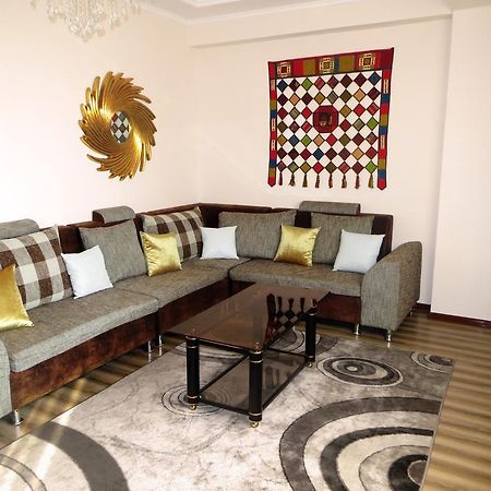 Apartment Kievskaya 114/2 Biskek Kültér fotó